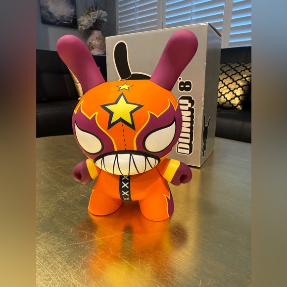 El Loco Dunny by Tristan Eaton (2004) 8”Signed by the artist. Collectors item. - Picture 5 of 10